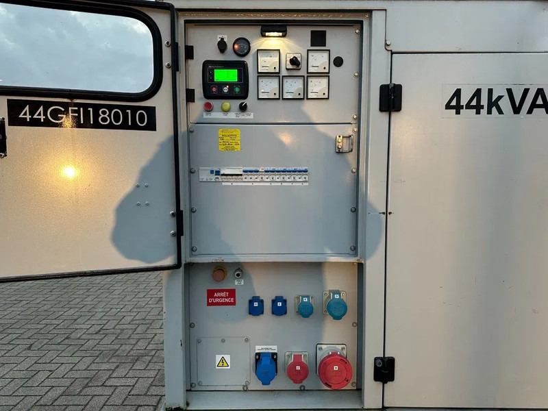 Europower EPUS44TDE Kubota Leroy Somer 44 kVA Supersilent Rental generatorset - Groupe électrogène: photos 4 Europower EPUS44TDE Kubota Leroy Somer 44 kVA Supersilent Rental generatorset - Groupe électrogène: photos 4