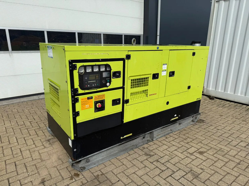 GESAN DPR 60 Perkins Leroy Somer 60 kVA Silent Rental generatorset - Groupe électrogène: photos 4 GESAN DPR 60 Perkins Leroy Somer 60 kVA Silent Rental generatorset - Groupe électrogène: photos 4