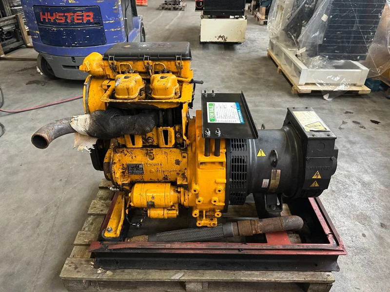 Hatz 2M41 Stamford 20 kVA generatorset - Groupe électrogène: photos 2 Hatz 2M41 Stamford 20 kVA generatorset - Groupe électrogène: photos 2