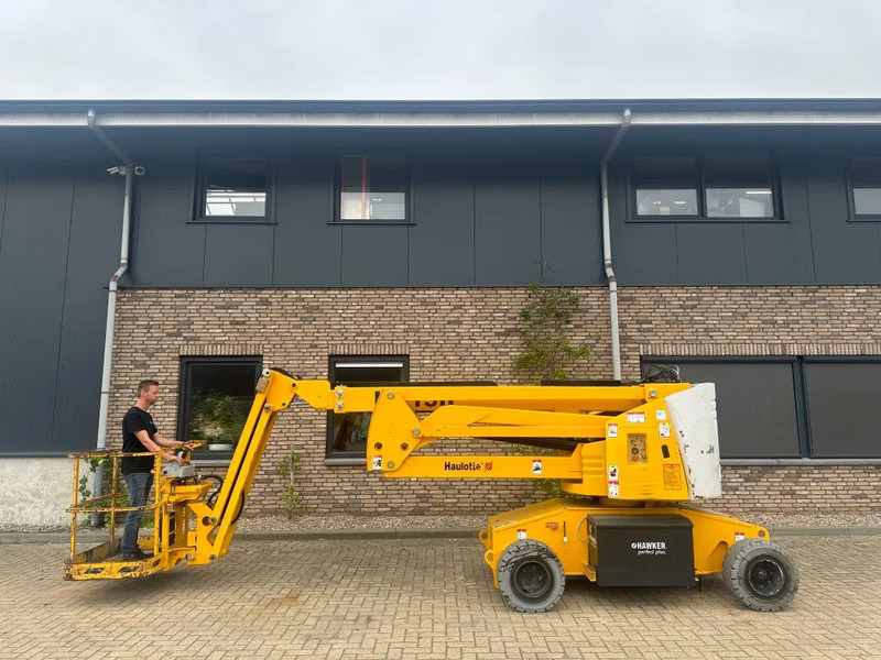Haulotte HA15IP 15 meter werkhoogte Knikarm Elektra Hoogwerker as New ! Accu 2020 - Nacelle articulée: photos 1 Haulotte HA15IP 15 meter werkhoogte Knikarm Elektra Hoogwerker as New ! Accu 2020 - Nacelle articulée: photos 1