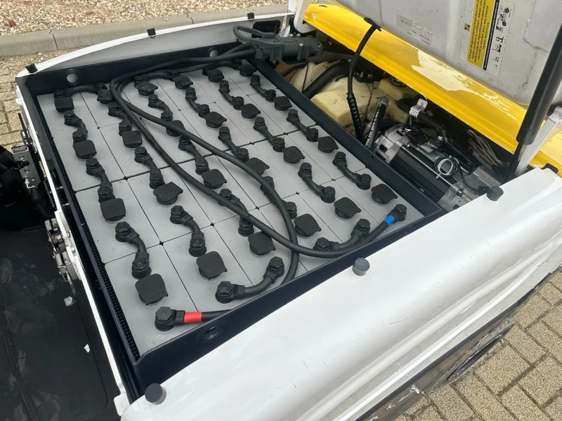 Chariot élévateur Hyster J1.8XN MWB 1.8 ton Triplex Freelift Sideshift Positioner Elektra Heftruck Accu 2023: photos 6 Chariot élévateur Hyster J1.8XN MWB 1.8 ton Triplex Freelift Sideshift Positioner Elektra Heftruck Accu 2023: photos 6