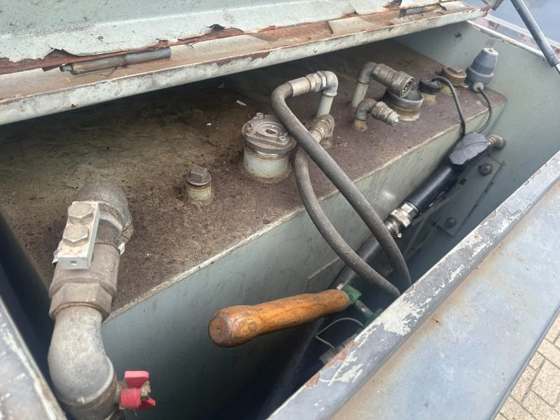 Conteneur maritime IBC Steenbergen Kiwa IBC 2000 liter dieseltank met handpomp Milieutank: photos 6