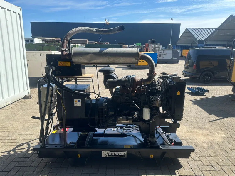 Iveco FPT NEF45 SM1A.A007 Himoinsa Stamford 66 kVA generatorset - Groupe électrogène: photos 5 Iveco FPT NEF45 SM1A.A007 Himoinsa Stamford 66 kVA generatorset - Groupe électrogène: photos 5