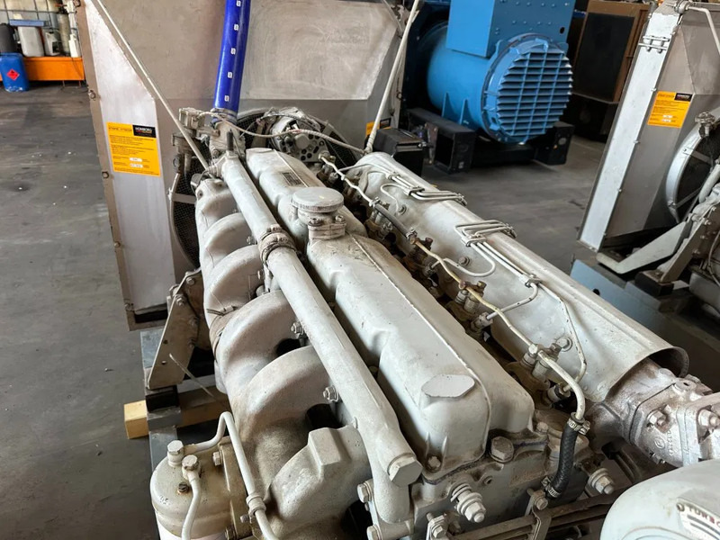 Groupe électrogène Iveco Fiat Aifo 821 SI 200 kVA noodstroom generatorset 389 hours !: photos 13