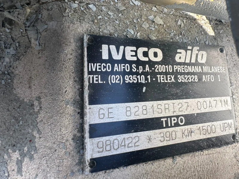Iveco GE 8281 SRI27 00A71 Mecc Alte Spa 450 kVA generatorset ex Emergency 160 hours - Groupe électrogène: photos 3 Iveco GE 8281 SRI27 00A71 Mecc Alte Spa 450 kVA generatorset ex Emergency 160 hours - Groupe électrogène: photos 3