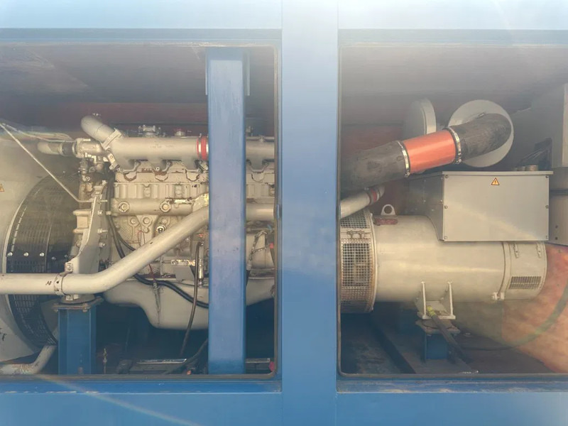 Groupe électrogène Iveco Leroy Somer 330 kVA Silent generatorset: photos 11