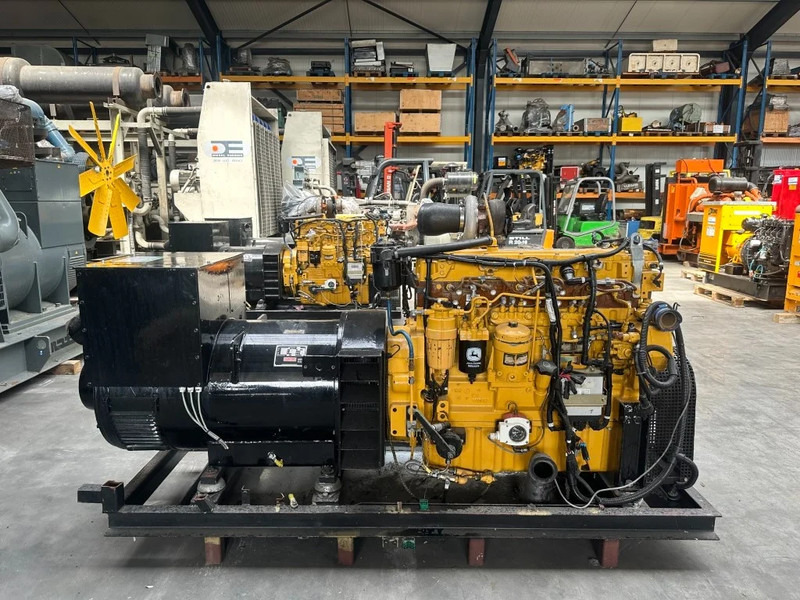 John Deere 6090 HFG 84 Stamford 405 kVA generatorset - Groupe électrogène: photos 1 John Deere 6090 HFG 84 Stamford 405 kVA generatorset - Groupe électrogène: photos 1