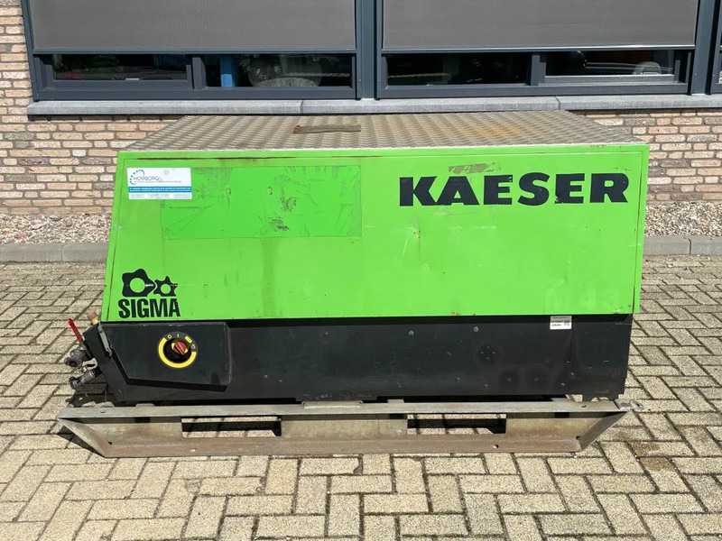 Kaeser M43 Kubota 4,2 m3 / min 7 Bar 30 kW Silent Diesel Compressor - Compresseur d'air: photos 1 Kaeser M43 Kubota 4,2 m3 / min 7 Bar 30 kW Silent Diesel Compressor - Compresseur d'air: photos 1
