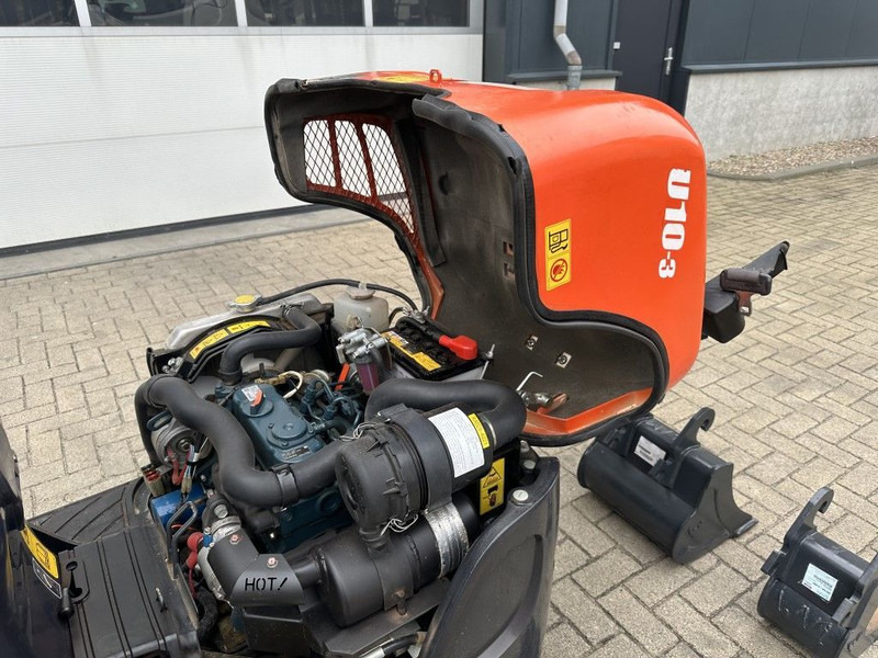 Kubota U10-3 Minigraver Diesel Graafmachine 2021 ! 690 uur ! As New ! - Mini pelle: photos 3 Kubota U10-3 Minigraver Diesel Graafmachine 2021 ! 690 uur ! As New ! - Mini pelle: photos 3