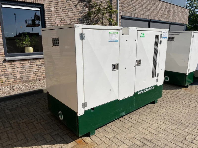 Lister Hybride powerpack 16 kVA + 1500Ah batterypack (NEW!!!) - Groupe électrogène: photos 2 Lister Hybride powerpack 16 kVA + 1500Ah batterypack (NEW!!!) - Groupe électrogène: photos 2