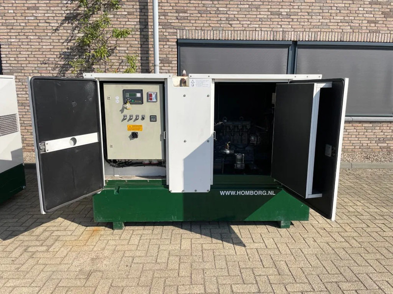 Lister Hybride powerpack 16 kVA + 1500Ah batterypack (NEW!!!) - Groupe électrogène: photos 4 Lister Hybride powerpack 16 kVA + 1500Ah batterypack (NEW!!!) - Groupe électrogène: photos 4