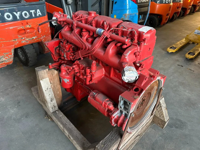 MAN D 0226 M 66 kW / 90 PK 6 cilinder diesel engine parts - Moteur pour Matériel de manutention: photos 4 MAN D 0226 M 66 kW / 90 PK 6 cilinder diesel engine parts - Moteur pour Matériel de manutention: photos 4