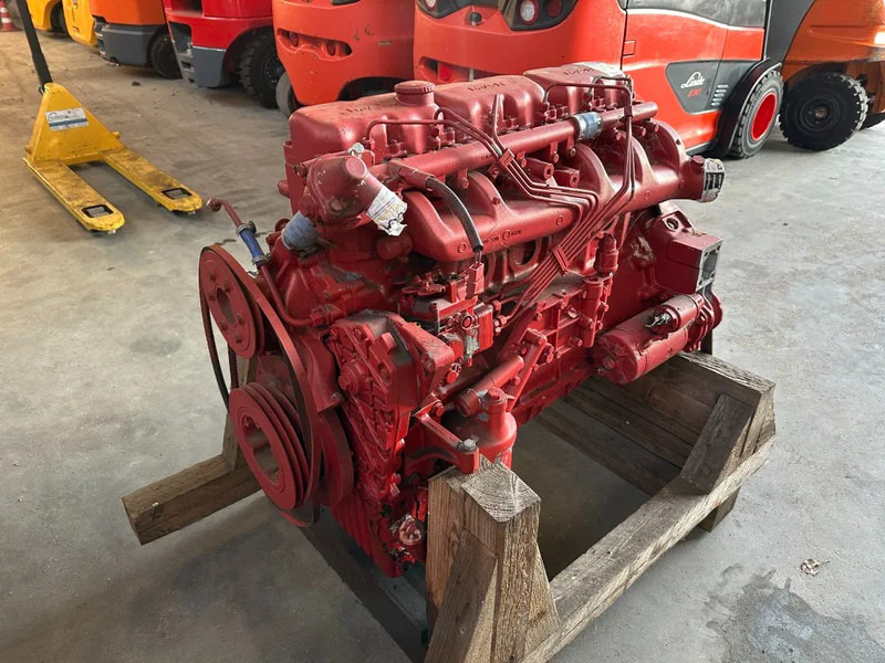 MAN D 0226 M 66 kW / 90 PK 6 cilinder diesel engine parts - Moteur pour Matériel de manutention: photos 2 MAN D 0226 M 66 kW / 90 PK 6 cilinder diesel engine parts - Moteur pour Matériel de manutention: photos 2