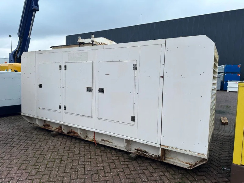 Perkins 2006 TG2A FG Wilson Stamford 250 kVA Silent generatorset - Groupe électrogène: photos 4 Perkins 2006 TG2A FG Wilson Stamford 250 kVA Silent generatorset - Groupe électrogène: photos 4