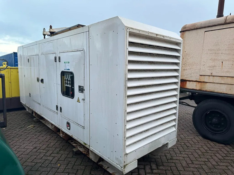 Perkins 2006 TG2A FG Wilson Stamford 250 kVA Silent generatorset - Groupe électrogène: photos 1 Perkins 2006 TG2A FG Wilson Stamford 250 kVA Silent generatorset - Groupe électrogène: photos 1