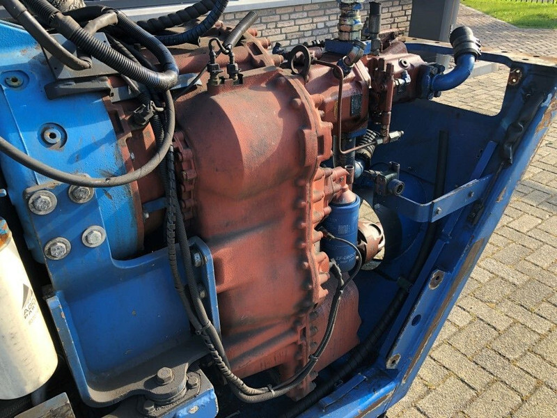 Moteur Sisu Valmet Diesel 74.234 ETA 181 HP diesel enine with ZF gearbox: photos 17