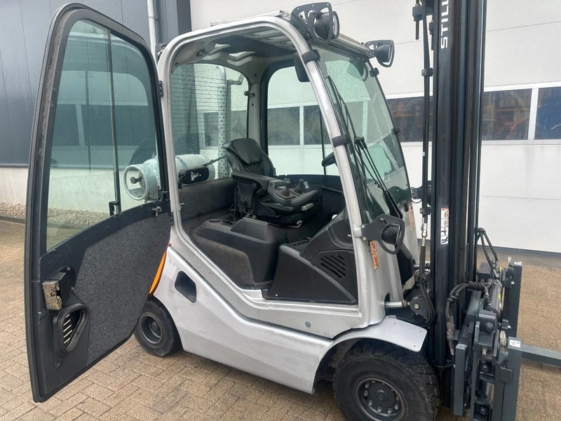 Still RX 70-25 T 2.5 ton Duplex Sideshift Positioner LPG Heftruck - Chariot élévateur à gaz: photos 3 Still RX 70-25 T 2.5 ton Duplex Sideshift Positioner LPG Heftruck - Chariot élévateur à gaz: photos 3