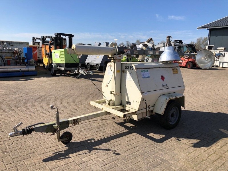 Terex Kubota Leroy Somer 7 kVA lichtmast aggregaat light tower - Mat d'éclairage: photos 4 Terex Kubota Leroy Somer 7 kVA lichtmast aggregaat light tower - Mat d'éclairage: photos 4