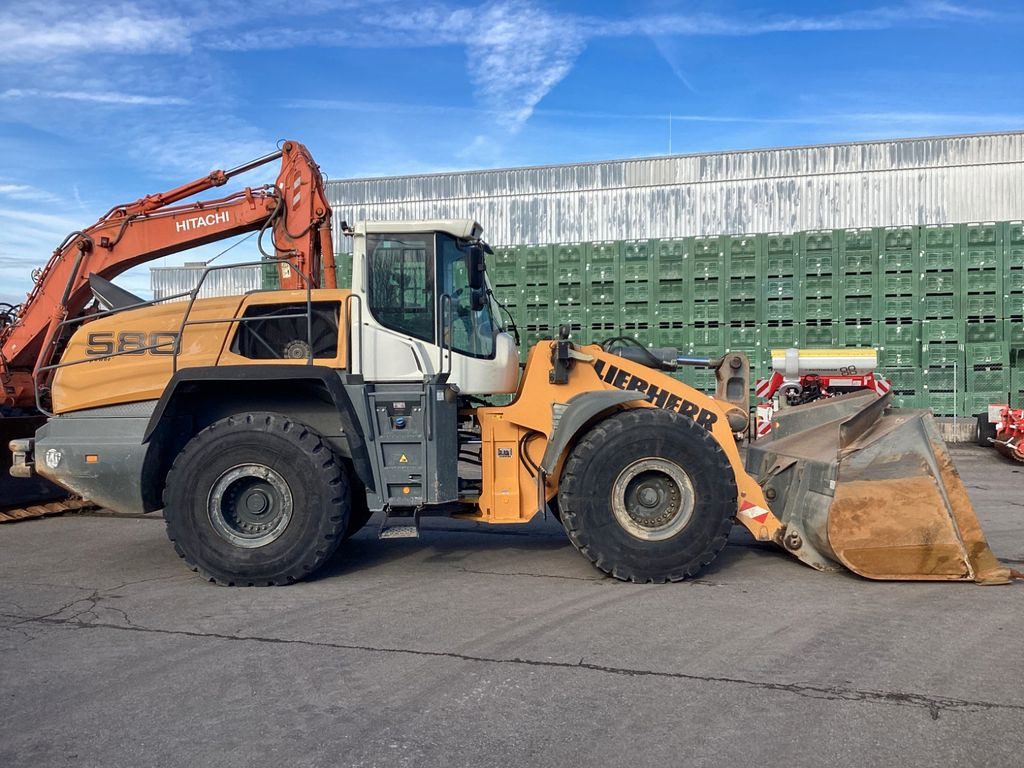 Liebherr L580 Xpower IV Zentralschmierung 5,4 kubik Schau - Chargeuse sur pneus: photos 3 Liebherr L580 Xpower IV Zentralschmierung 5,4 kubik Schau - Chargeuse sur pneus: photos 3