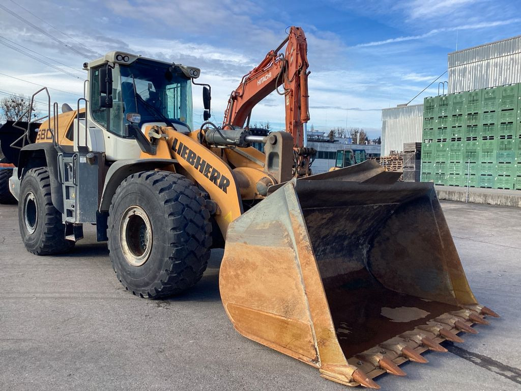Liebherr L580 Xpower IV Zentralschmierung 5,4 kubik Schau - Chargeuse sur pneus: photos 4 Liebherr L580 Xpower IV Zentralschmierung 5,4 kubik Schau - Chargeuse sur pneus: photos 4