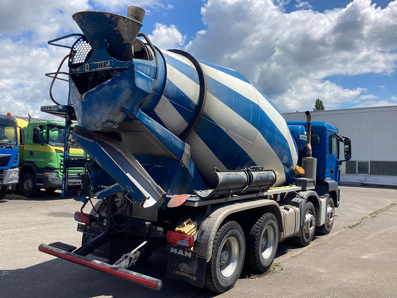 MAN TGS 35.470 8x4 Liebherr HTM905P Intarder Betonmi - Camion malaxeur: photos 5 MAN TGS 35.470 8x4 Liebherr HTM905P Intarder Betonmi - Camion malaxeur: photos 5
