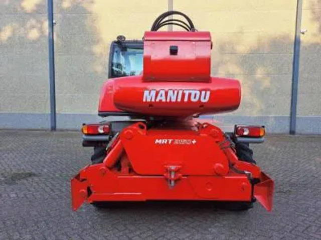 Manitou MRT 2150+ Privilege All-Terrain Rotating Telehandler (2015) - Chargeuse: photos 5 Manitou MRT 2150+ Privilege All-Terrain Rotating Telehandler (2015) - Chargeuse: photos 5