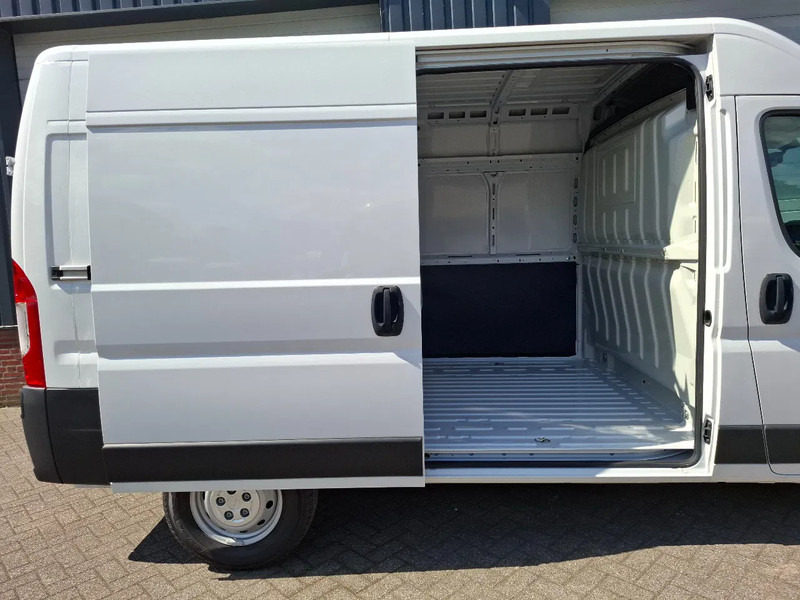 Opel Movano elektrisch ongebruikt! - Fourgon utilitaire, Utilitaire électrique: photos 5 Opel Movano elektrisch ongebruikt! - Fourgon utilitaire, Utilitaire électrique: photos 5