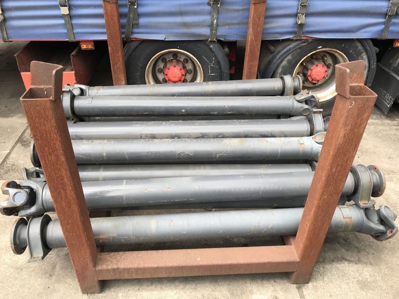 DAF Diverse aandrijfassen DAF - Demi arbre pour Camion: photos 1 DAF Diverse aandrijfassen DAF - Demi arbre pour Camion: photos 1