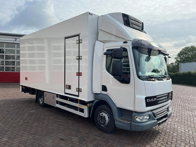DAF LF FA LF 45.12.160 EURO 5 EEV - Camion frigorifique: photos 1 DAF LF FA LF 45.12.160 EURO 5 EEV - Camion frigorifique: photos 1