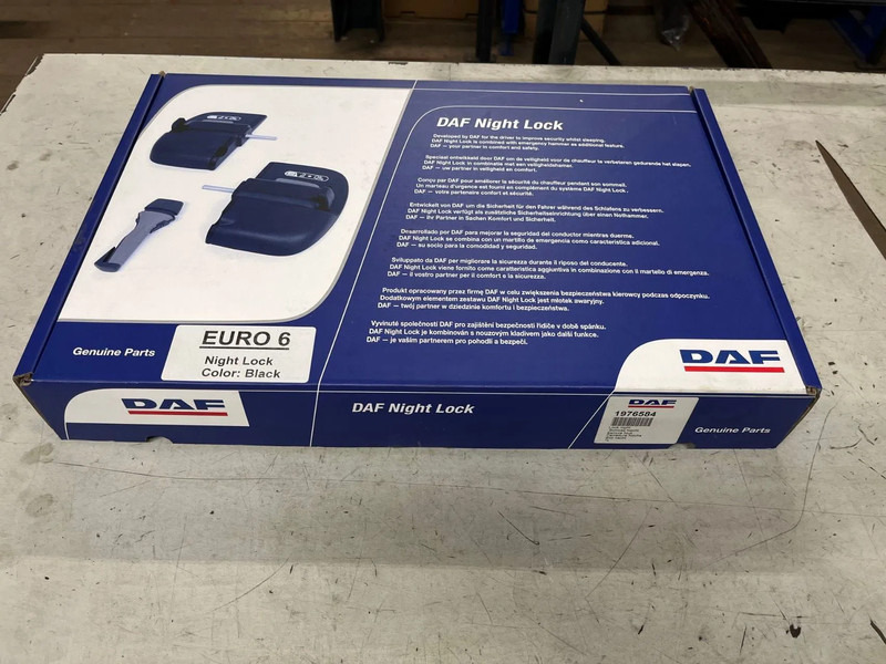 DAF Nightlock set XF106 - Portière et pièces pour Camion: photos 1 DAF Nightlock set XF106 - Portière et pièces pour Camion: photos 1