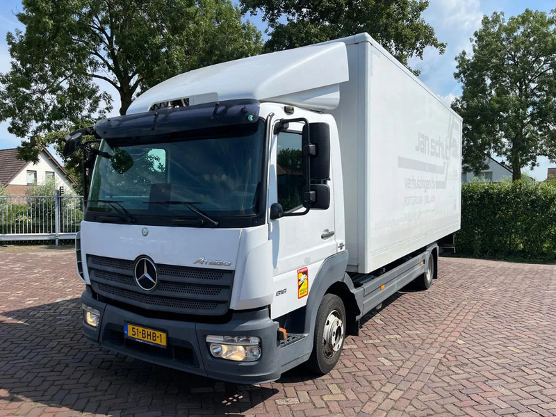 Mercedes-Benz Atego 916 - Camion fourgon: photos 2 Mercedes-Benz Atego 916 - Camion fourgon: photos 2