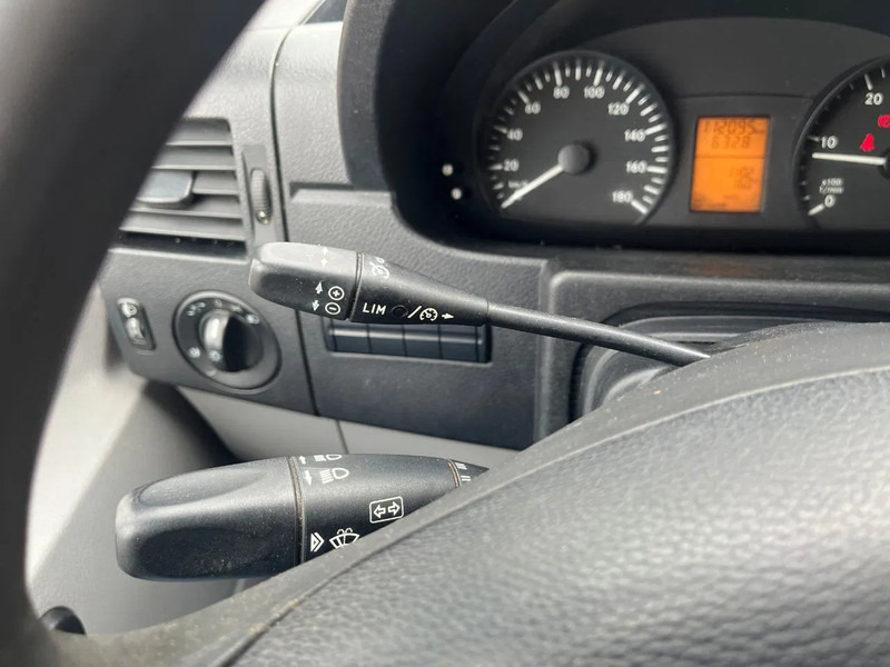 Fourgon utilitaire Mercedes-Benz Sprinter 313 L2H1: photos 16