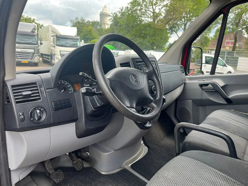 Fourgon utilitaire Mercedes-Benz Sprinter 313 L2H1: photos 13
