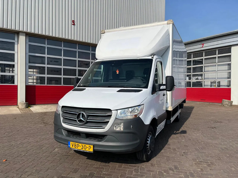 Mercedes-Benz Sprinter 516CDI - Fourgon grand volume: photos 1 Mercedes-Benz Sprinter 516CDI - Fourgon grand volume: photos 1