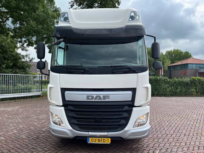 DAF CF 400 FT EURO 6 - Tracteur routier: photos 3 DAF CF 400 FT EURO 6 - Tracteur routier: photos 3