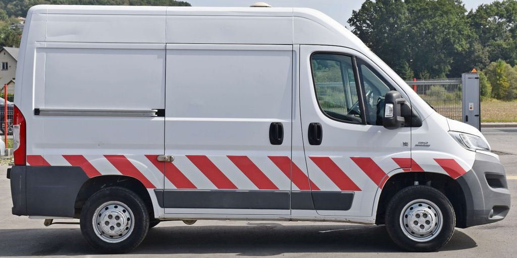 Fiat Ducato 130 Multijet* 4x4 Top Zustand - Fourgon utilitaire: photos 3 Fiat Ducato 130 Multijet* 4x4 Top Zustand - Fourgon utilitaire: photos 3
