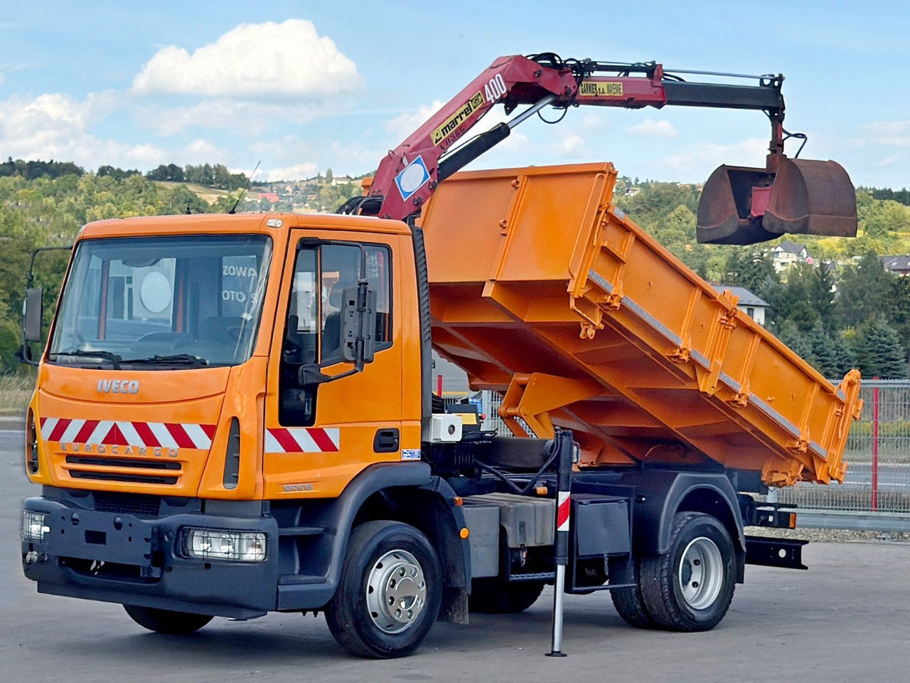 Iveco EUROCARGO 120E18 * HMF 403 K1 * TOPZUSTAND - Camion grue, Camion benne: photos 2 Iveco EUROCARGO 120E18 * HMF 403 K1 * TOPZUSTAND - Camion grue, Camion benne: photos 2