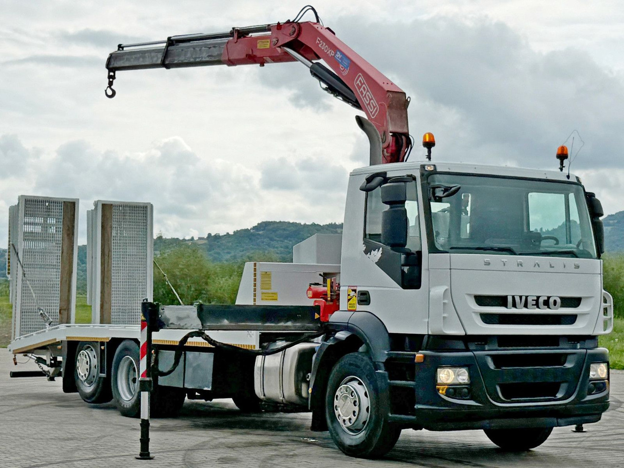 Iveco Stralis 310 * FASSI F230AXP.22 + FUNK * TOP - Remorqueuse: photos 3 Iveco Stralis 310 * FASSI F230AXP.22 + FUNK * TOP - Remorqueuse: photos 3