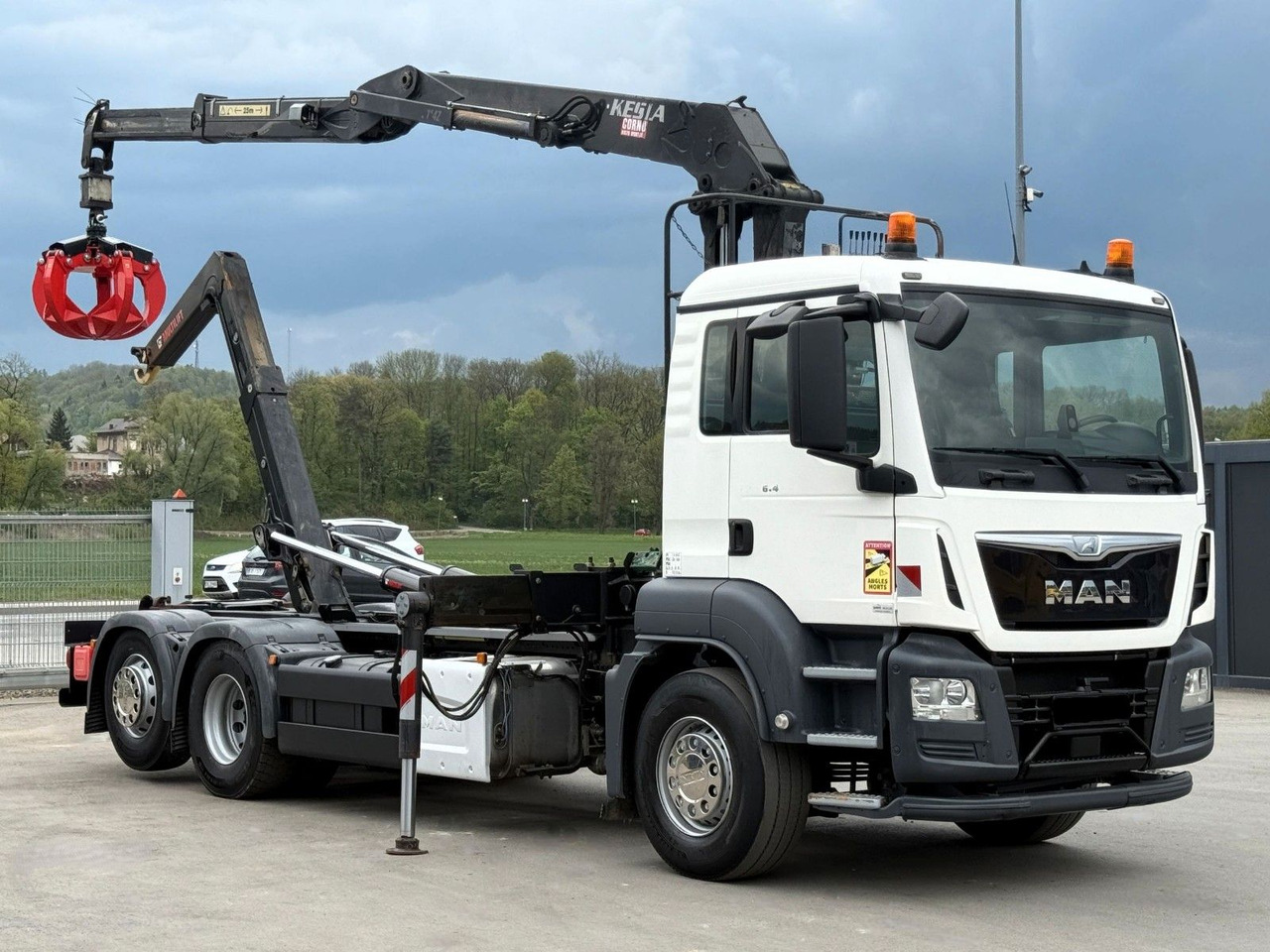 MAN TGS 26.400 Abrollkipper* KESLA 2114Z* TOP - Camion ampliroll, Camion grue: photos 3 MAN TGS 26.400 Abrollkipper* KESLA 2114Z* TOP - Camion ampliroll, Camion grue: photos 3