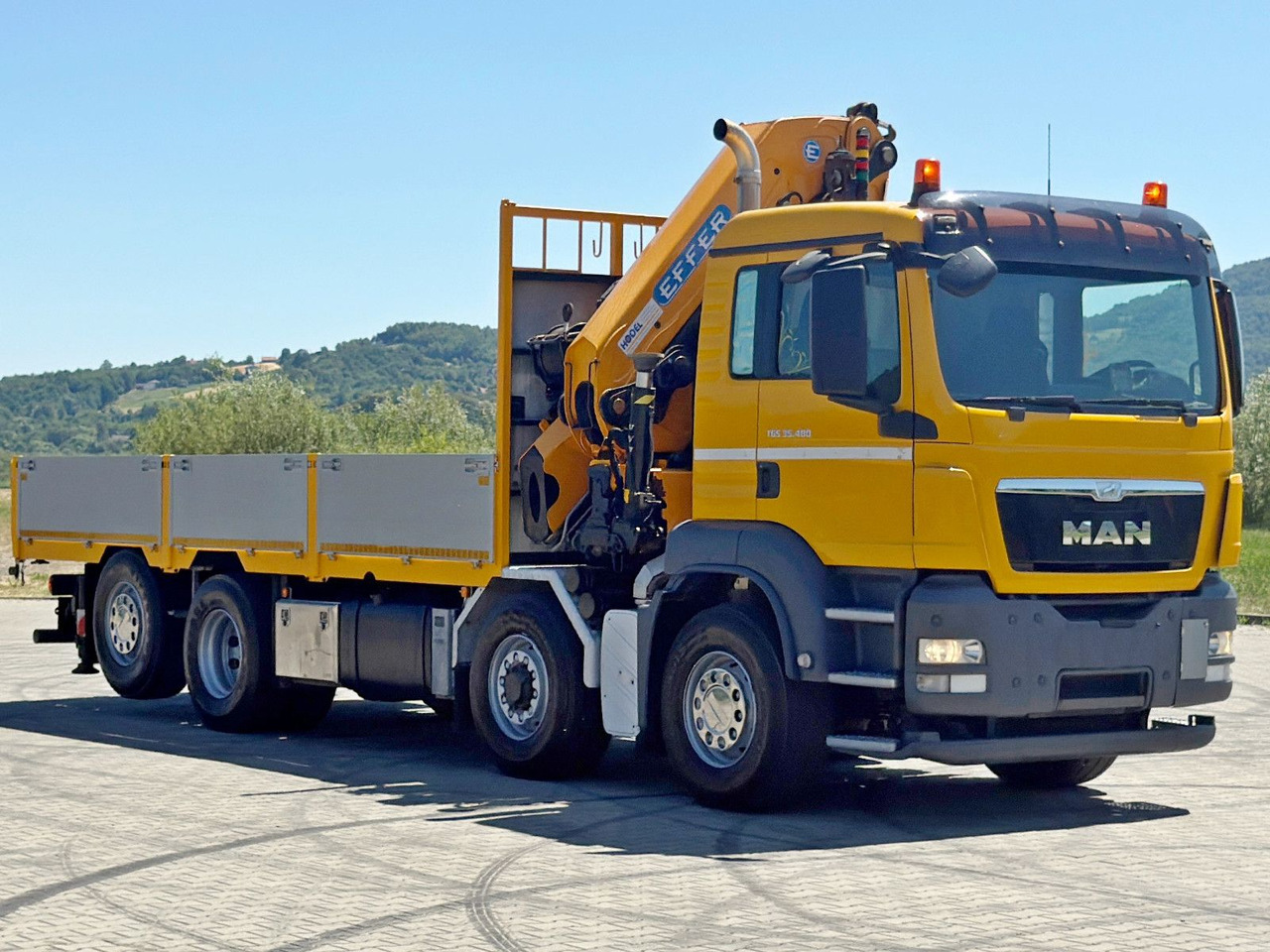 MAN TGS 35.480 * EFFER 395/6S + FUNK / 8x4 - Camion grue: photos 3 MAN TGS 35.480 * EFFER 395/6S + FUNK / 8x4 - Camion grue: photos 3