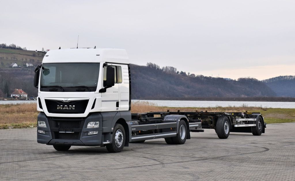 MAN TGX 18.440 Fahrgestell 7,00m + Anhänger 6,90m - Châssis cabine, Camion grue: photos 2 MAN TGX 18.440 Fahrgestell 7,00m + Anhänger 6,90m - Châssis cabine, Camion grue: photos 2