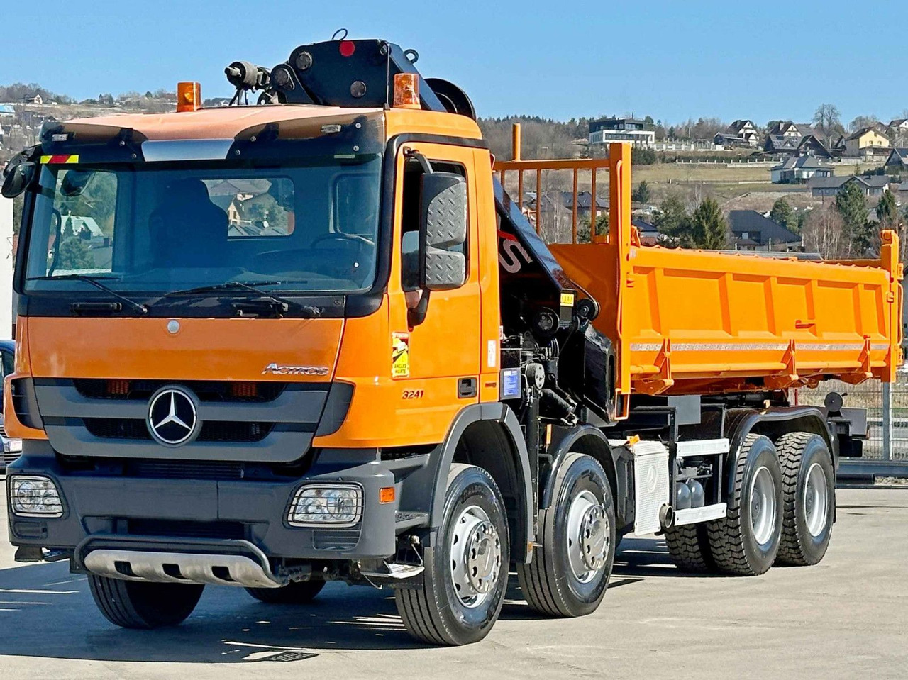 Mercedes-Benz ACTROS 3241 * HIAB 322 EP-4 HIDUO + FUNK / 8x4 - Camion benne, Camion grue: photos 5 Mercedes-Benz ACTROS 3241 * HIAB 322 EP-4 HIDUO + FUNK / 8x4 - Camion benne, Camion grue: photos 5