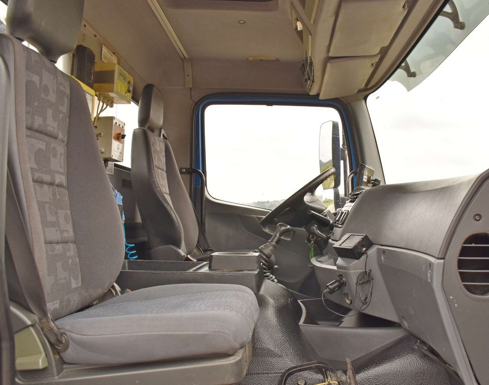 Camion pompe Mercedes-Benz AXOR 1833 * Betonpumpe 26 m + FUNK * TOP: photos 11