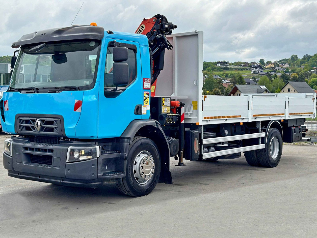 Renault C 320 * PK 12002 EH A + FUNK * TOPZUSTAND - Camion grue: photos 4 Renault C 320 * PK 12002 EH A + FUNK * TOPZUSTAND - Camion grue: photos 4