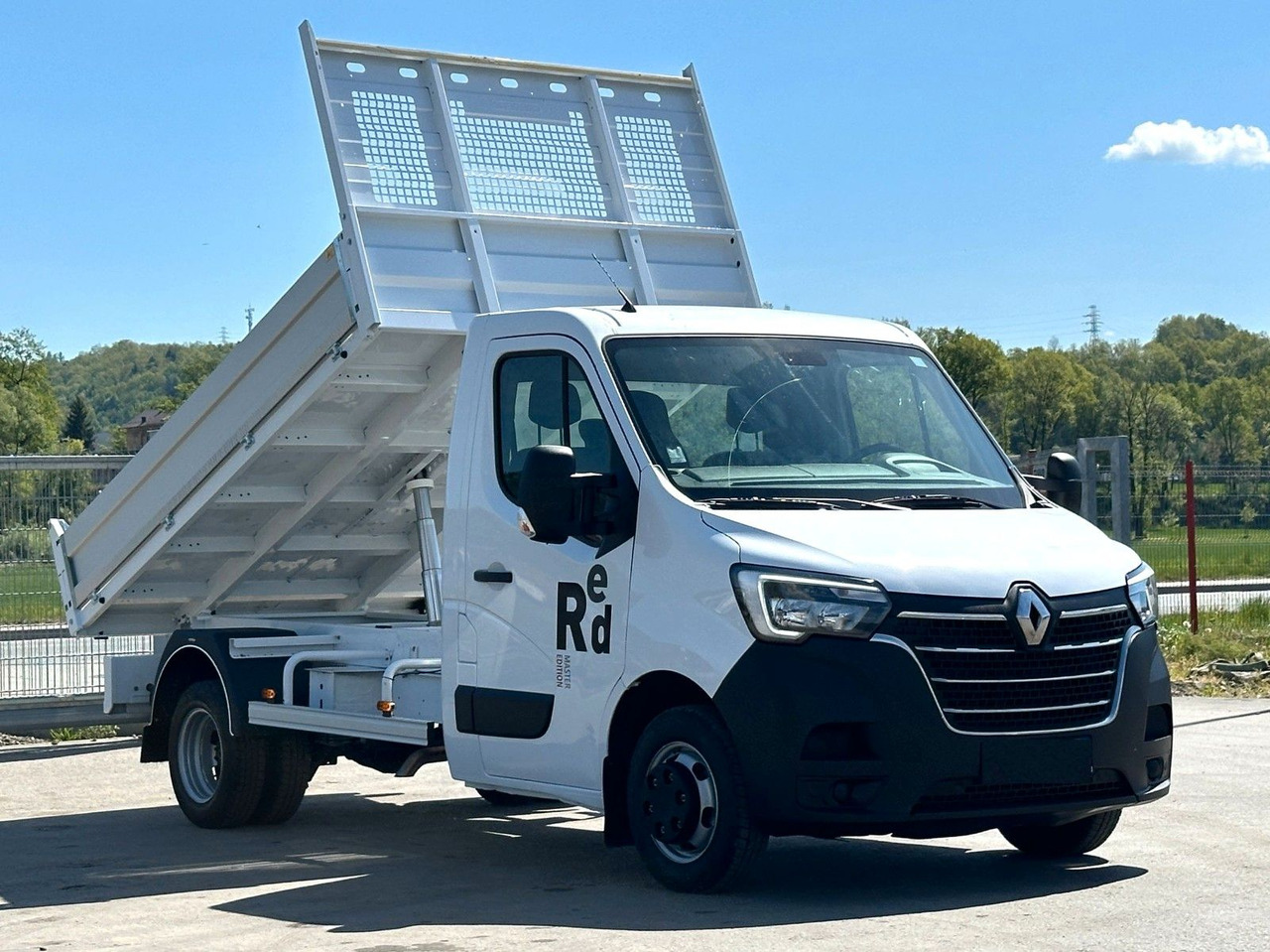 Renault Master 130 * Kipper 3,20 m * Perfect Condition - Utilitaire benne: photos 2 Renault Master 130 * Kipper 3,20 m * Perfect Condition - Utilitaire benne: photos 2