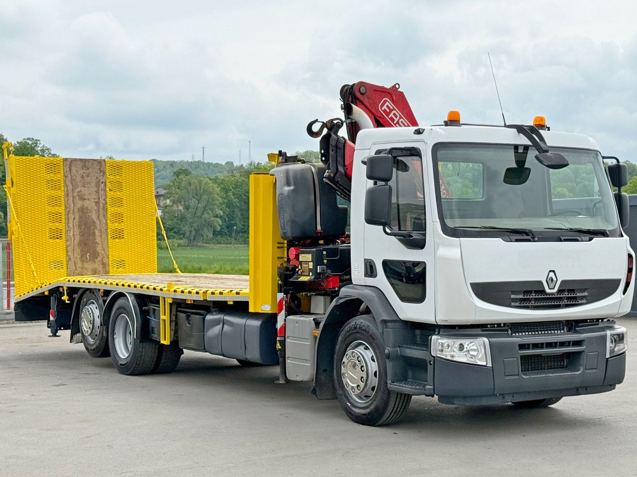 Renault PREMIUM 370 * FASSI F230AXP.22 + FUNK* TOP - Remorqueuse: photos 3 Renault PREMIUM 370 * FASSI F230AXP.22 + FUNK* TOP - Remorqueuse: photos 3
