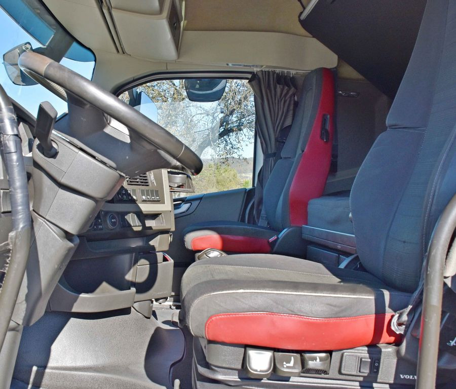 Volvo FH 420 Pritsche 6,60m * PK 18001 L* TOPZUSTAND  en crédit-bail Volvo FH 420 Pritsche 6,60m * PK 18001 L* TOPZUSTAND: photos 9