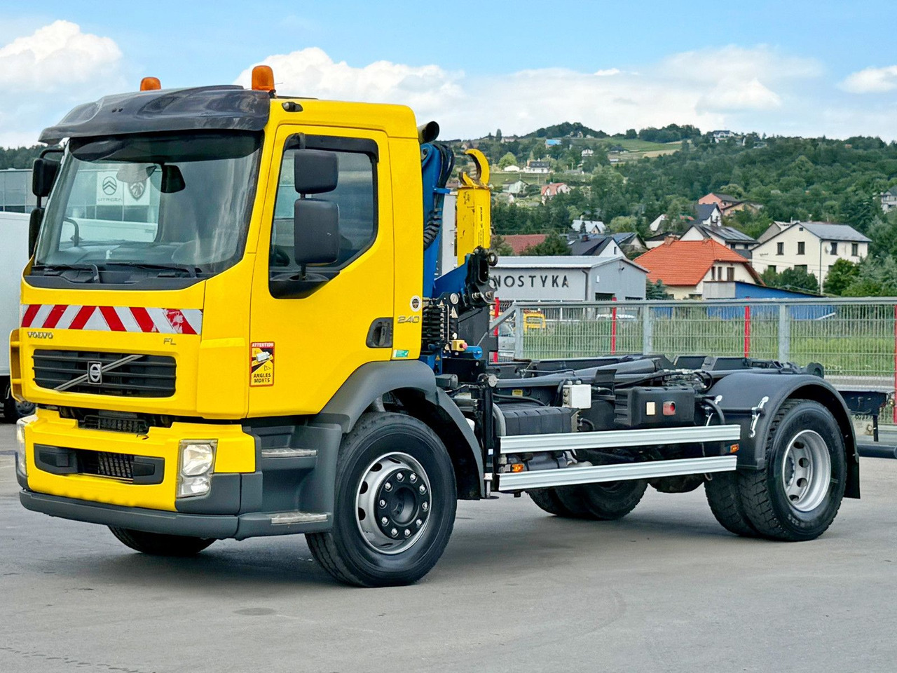 Volvo FL 240 * Abrollkipper * HMF 270 K2 * TOPZUSTAND - Camion ampliroll: photos 4 Volvo FL 240 * Abrollkipper * HMF 270 K2 * TOPZUSTAND - Camion ampliroll: photos 4