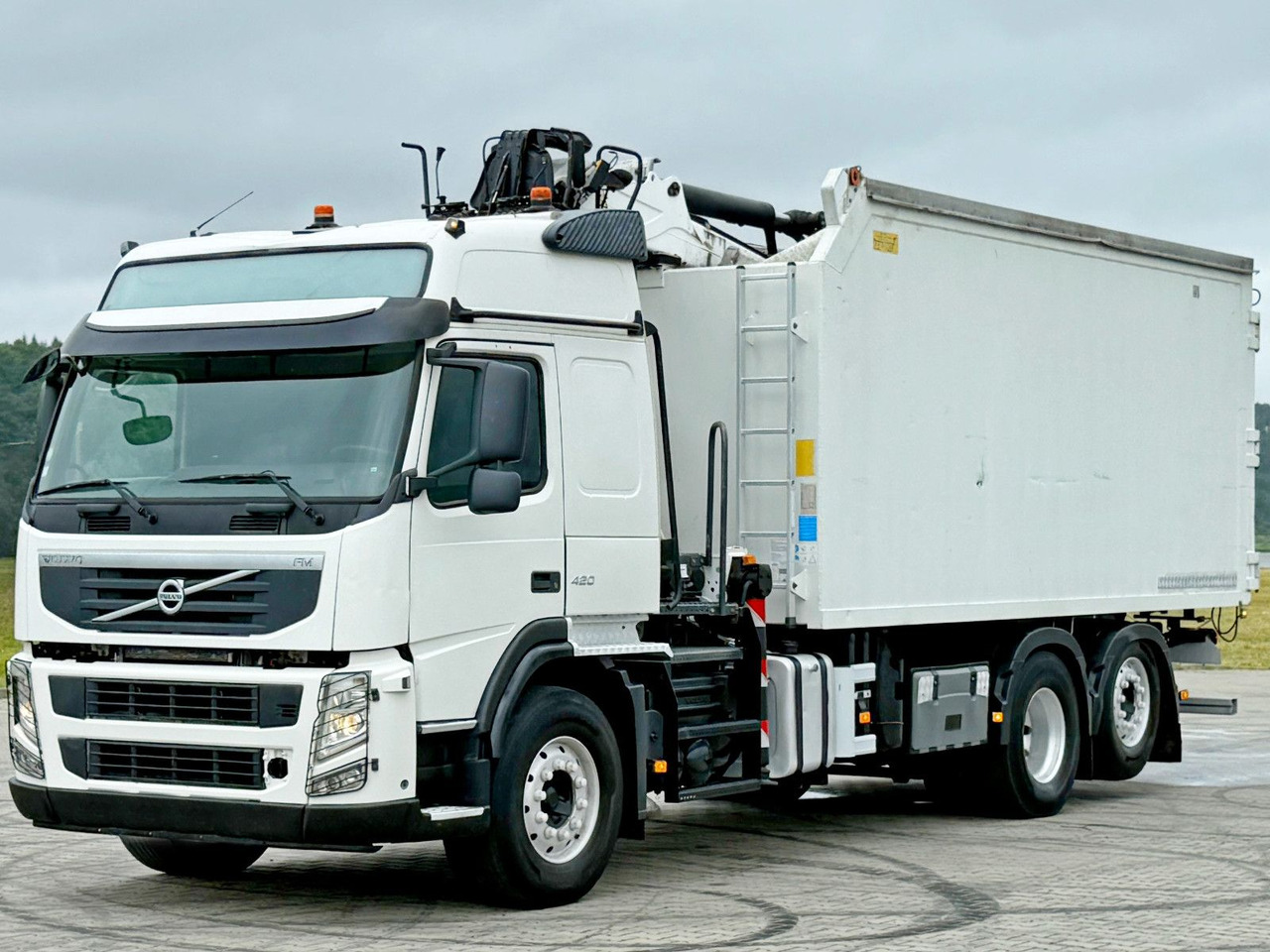 Volvo FM 420 Kipper 6,20 m * EPSILON Q150L75 *TOP - Camion ampliroll, Camion grue: photos 3 Volvo FM 420 Kipper 6,20 m * EPSILON Q150L75 *TOP - Camion ampliroll, Camion grue: photos 3