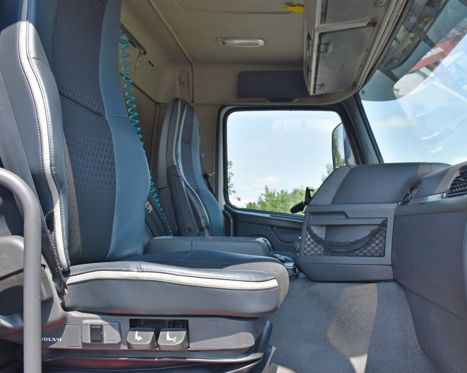 Volvo FMX 370 PRITSCHE 6,60m *PK 16001 - KB+FUNK/6x4 Volvo FMX 370 PRITSCHE 6,60m *PK 16001 - KB+FUNK/6x4 en crédit-bail Volvo FMX 370 PRITSCHE 6,60m *PK 16001 - KB+FUNK/6x4 Volvo FMX 370 PRITSCHE 6,60m *PK 16001 - KB+FUNK/6x4: photos 11